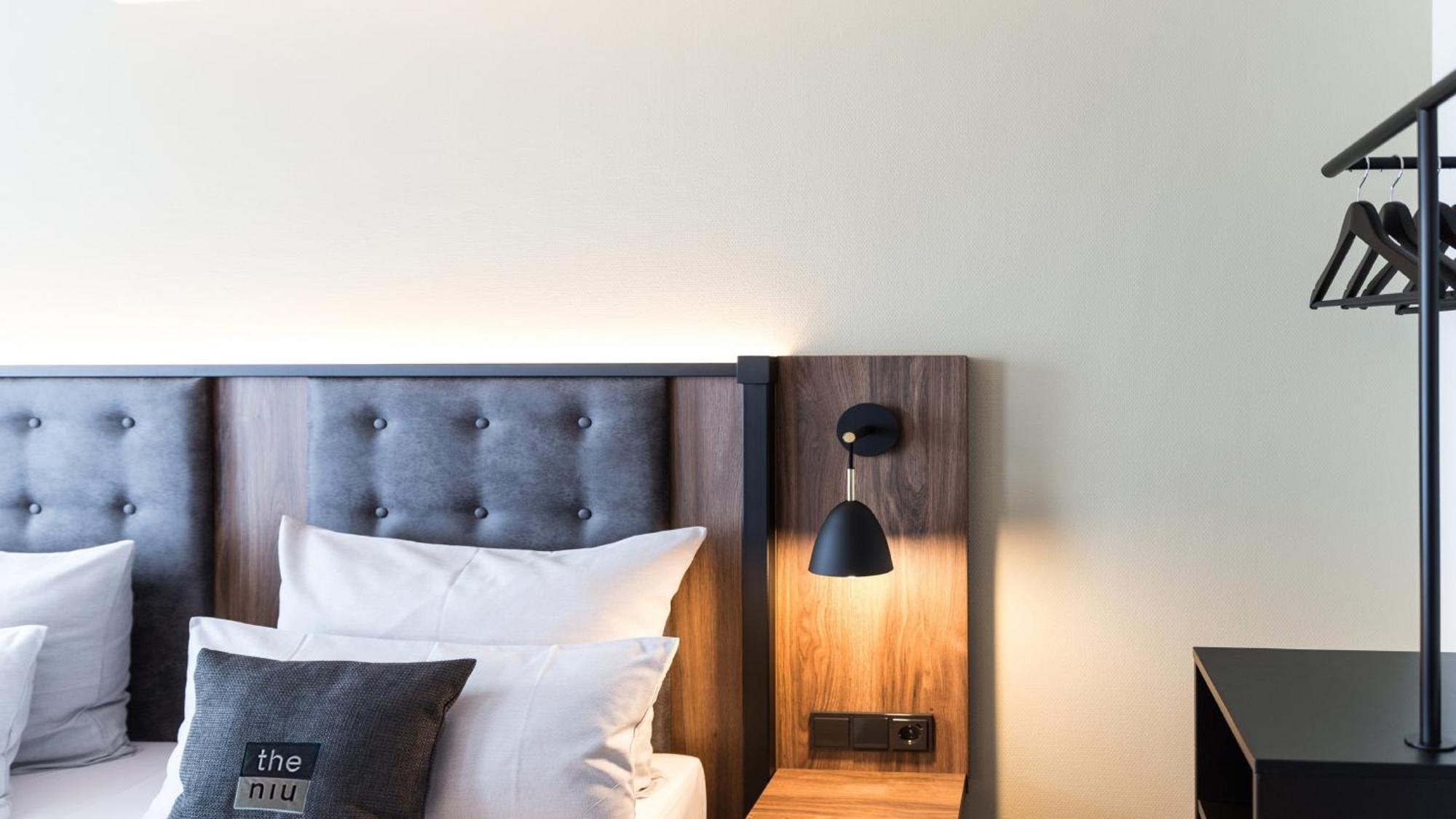Holiday Inn - The Niu, Saddle Fuerth By Ihg Ngoại thất bức ảnh