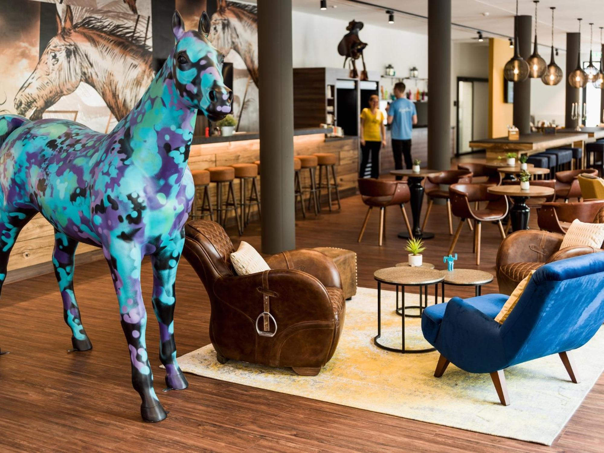 Holiday Inn - The Niu, Saddle Fuerth By Ihg Ngoại thất bức ảnh