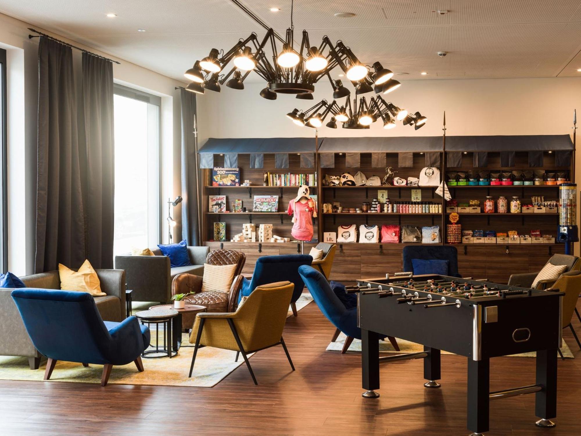 Holiday Inn - The Niu, Saddle Fuerth By Ihg Ngoại thất bức ảnh