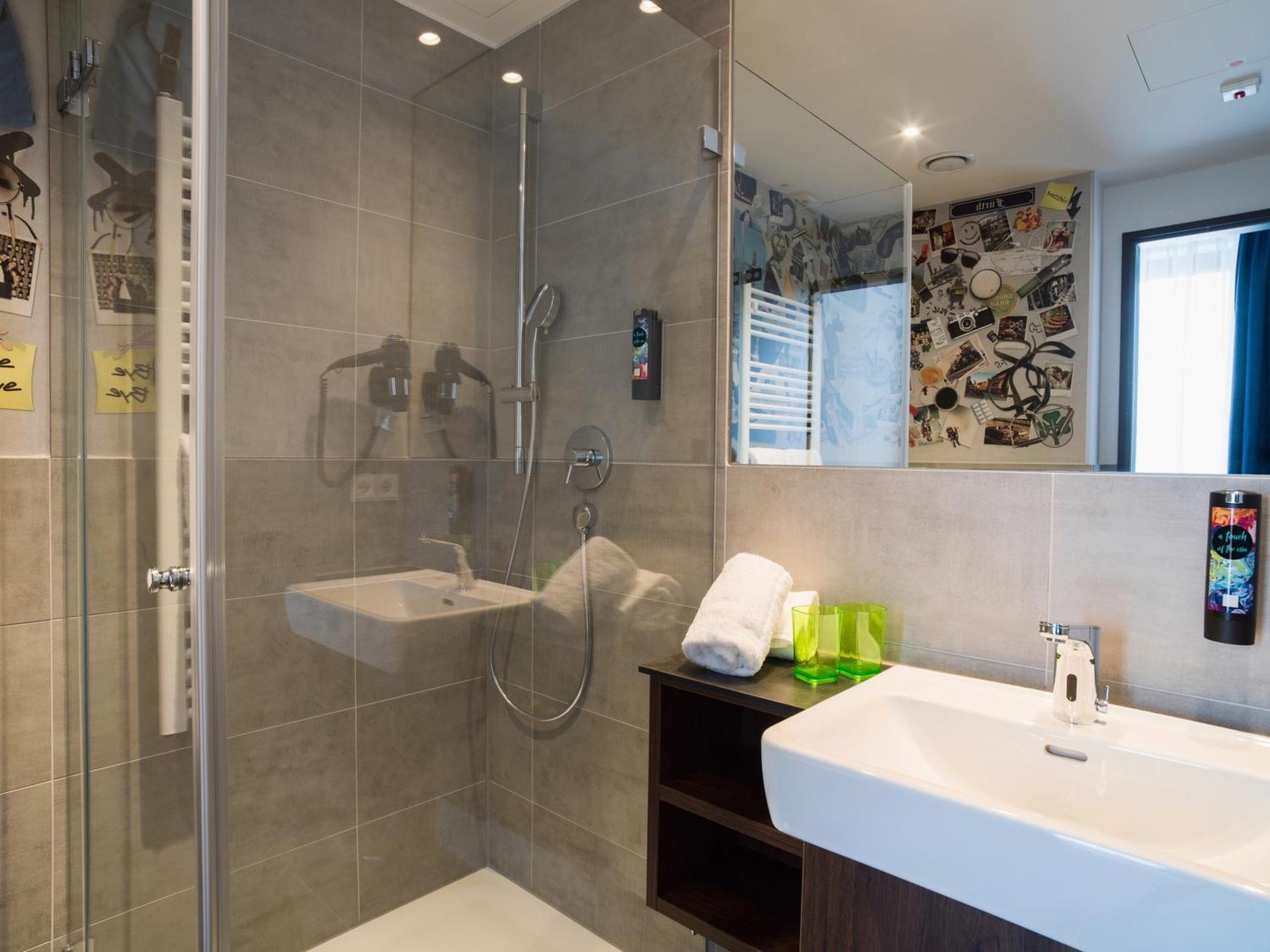 Holiday Inn - The Niu, Saddle Fuerth By Ihg Ngoại thất bức ảnh