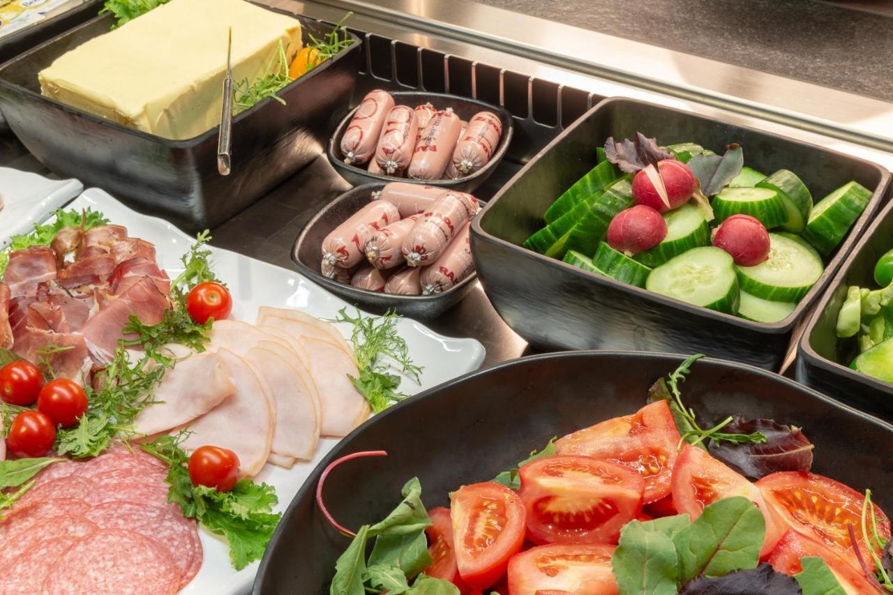 Holiday Inn - The Niu, Saddle Fuerth By Ihg Ngoại thất bức ảnh