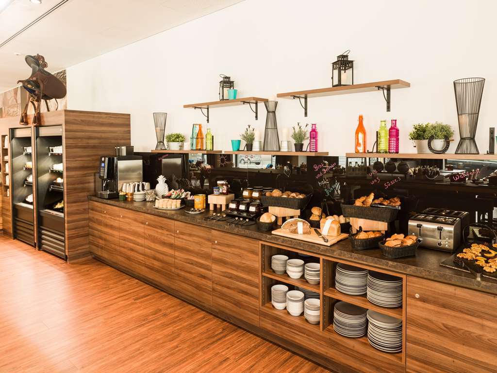 Holiday Inn - The Niu, Saddle Fuerth By Ihg Nhà hàng bức ảnh