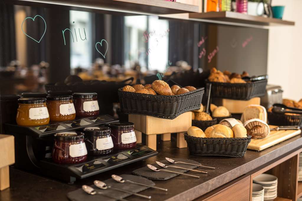 Holiday Inn - The Niu, Saddle Fuerth By Ihg Nhà hàng bức ảnh